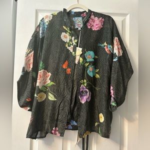 Johnny was 2 piece floral set in green.